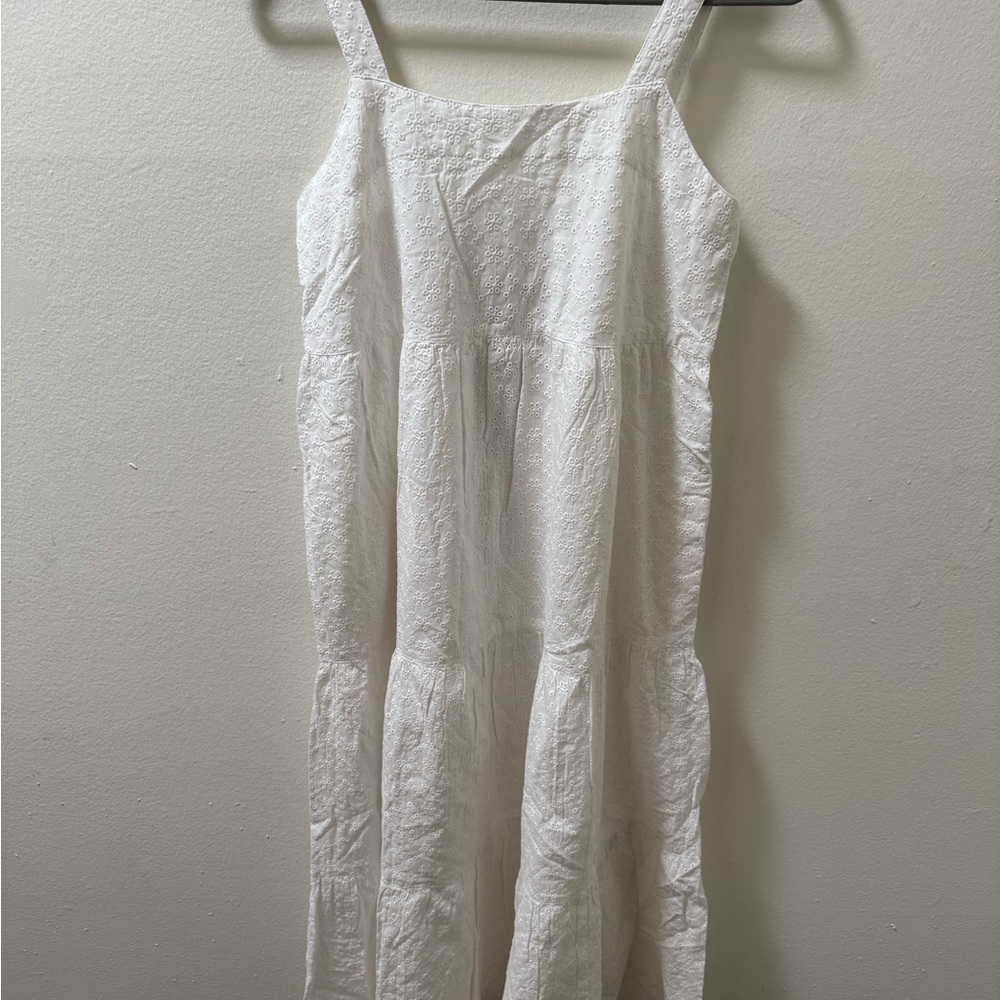 Elegant White Midi Dress